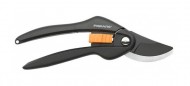 Fiskars nonice zhradn dvojepeov SingleStep 1000567